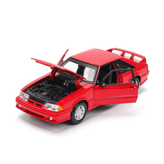 1:24 1993 Ford Mustang SVT Cobra diecast model - opening front view