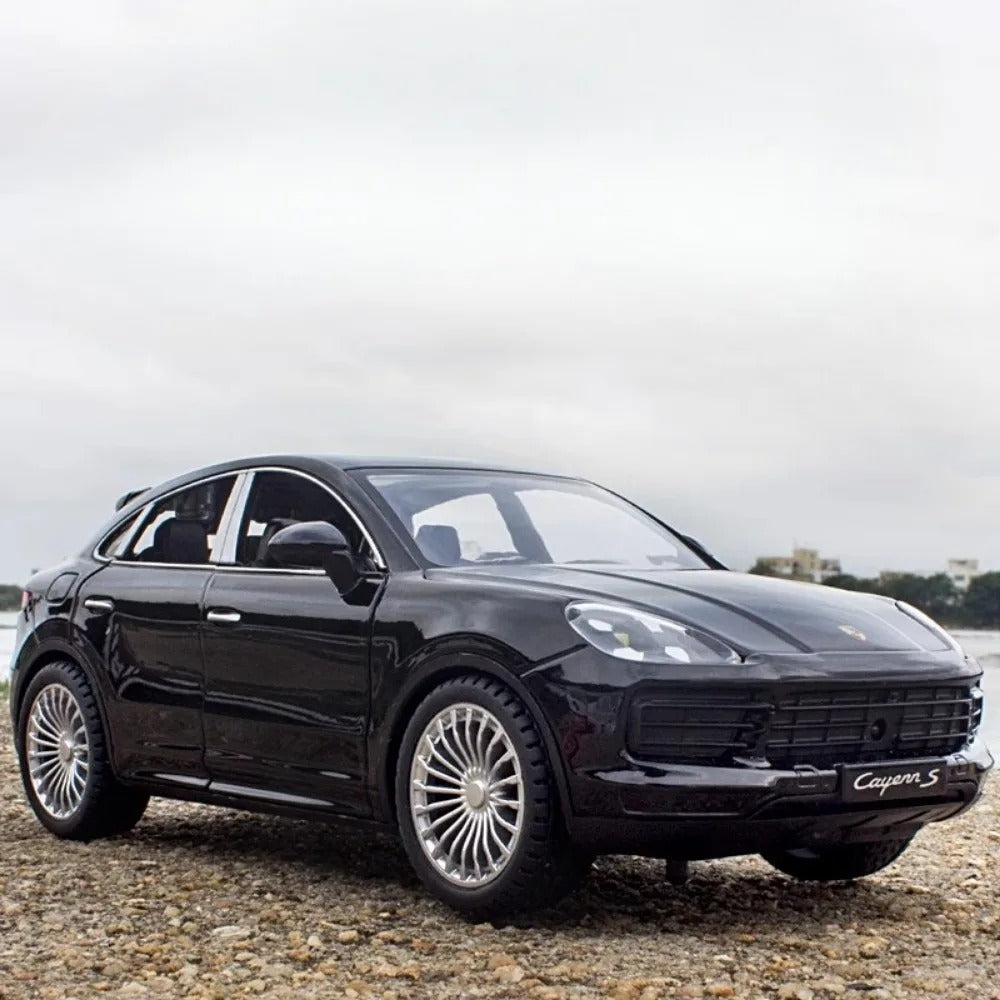 1:24 Porsche Cayenne Diecast SUV Model with Sound & Lights image 10