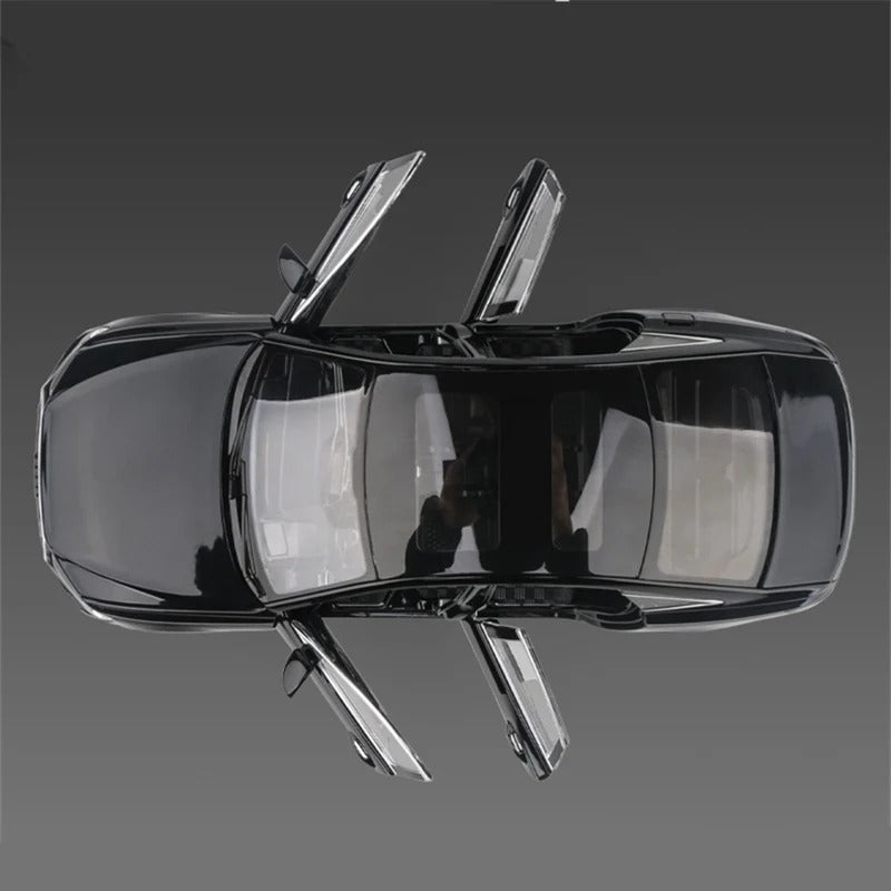 1:24 Audi A6 Diecast Alloy Model Car (Light & Sound)