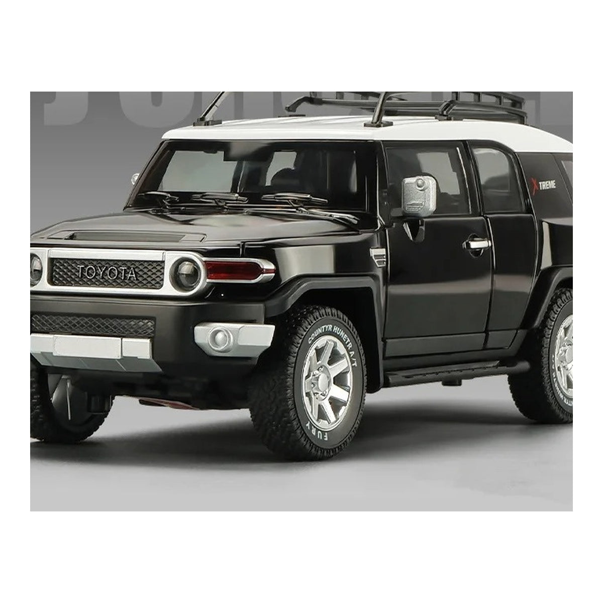 1:24 Toyota FJ Cruiser diecast model - black view