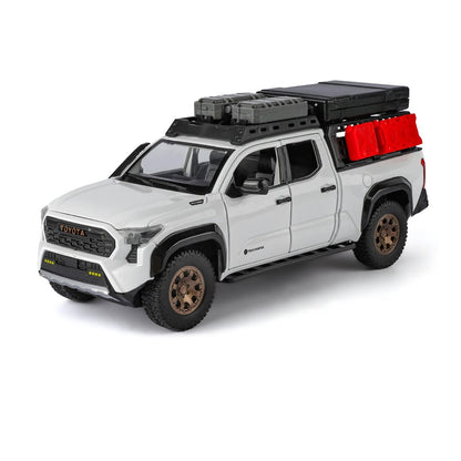 1:24 Toyota Tacoma Trailhunter diecast model - white view