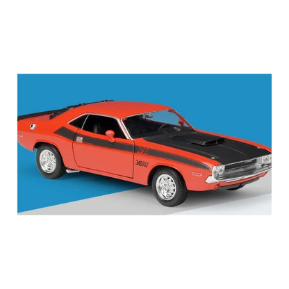 1:24 1970 Dodge Challenger T/A diecast model - orange view