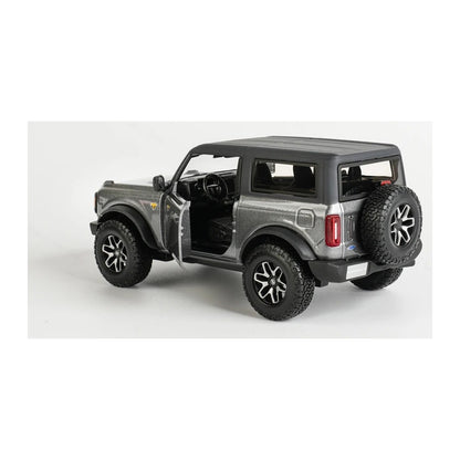 1:24 2021 Ford Bronco Badlands diecast model - gray view