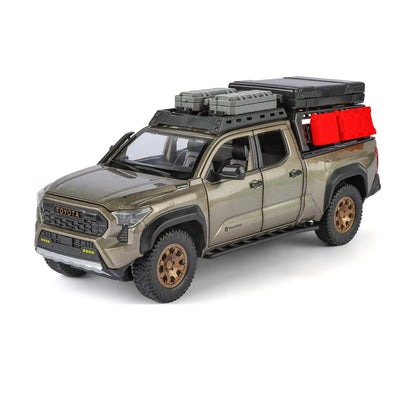1:24 Toyota Tacoma Trailhunter diecast model - bronze view