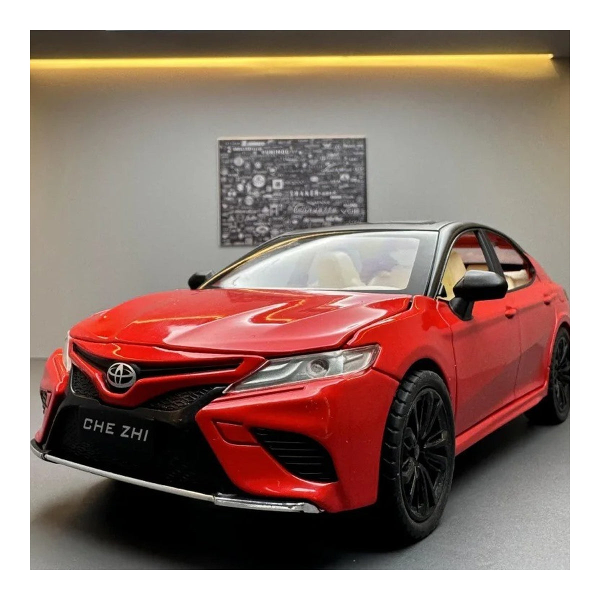 1:24 Toyota Camry diecast model - red view