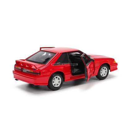 1:24 1993 Ford Mustang SVT Cobra diecast model - rear opening view