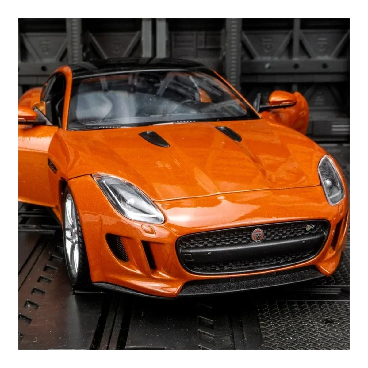 1:24 Jaguar F-Type Coupe diecast model - orange front view