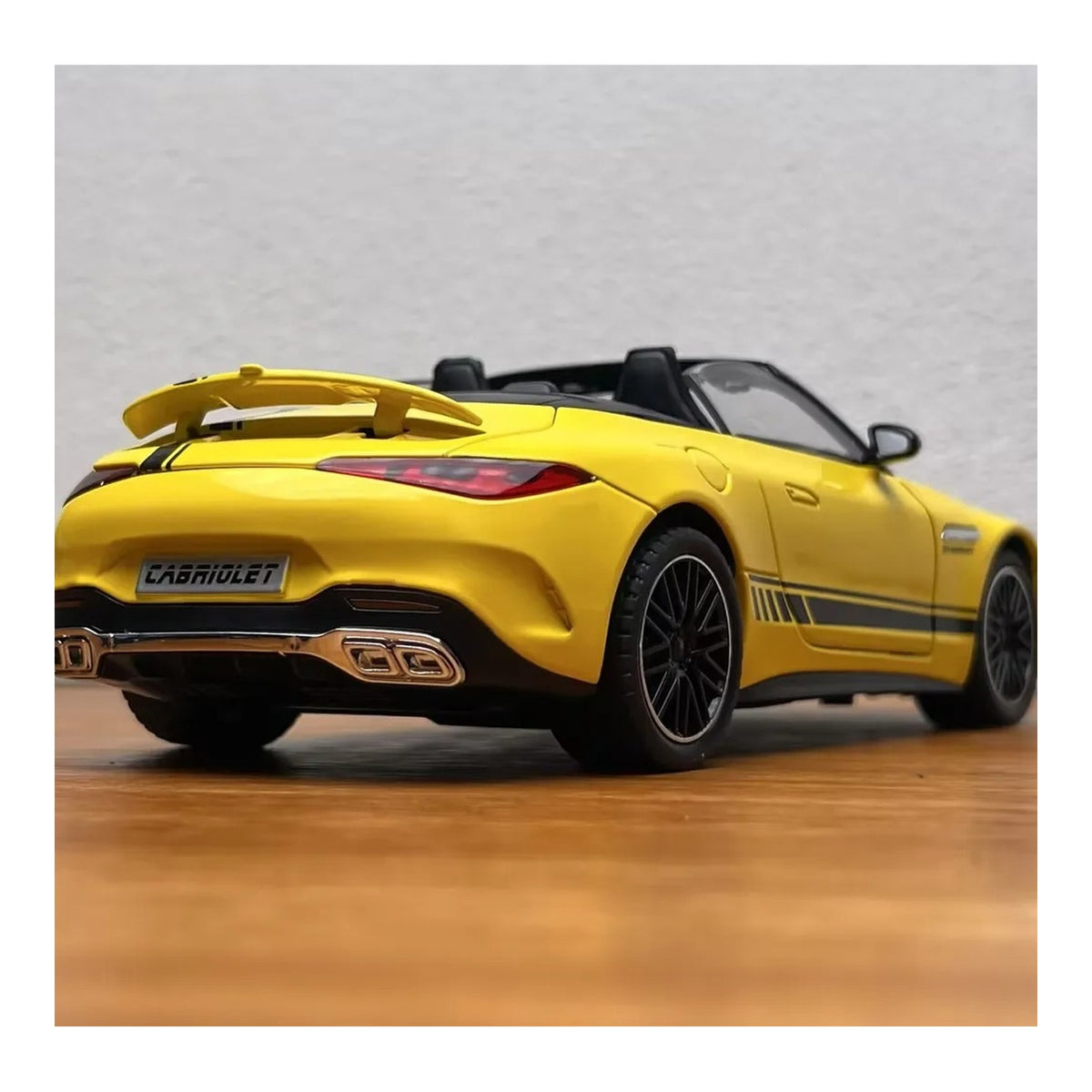 1:24 Mercedes-AMG SL 63 diecast model - yellow rear view