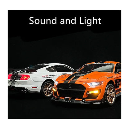 1:24 Ford Mustang Shelby GT500 diecast model - sound and lights view