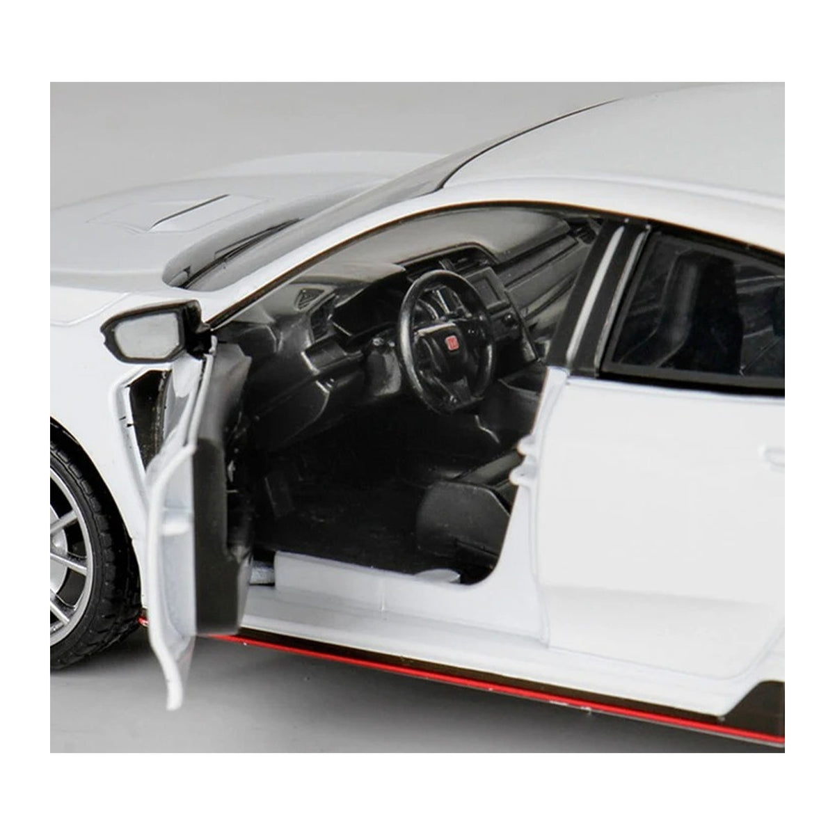 1:24 Honda Civic Type R diecast model - interior view