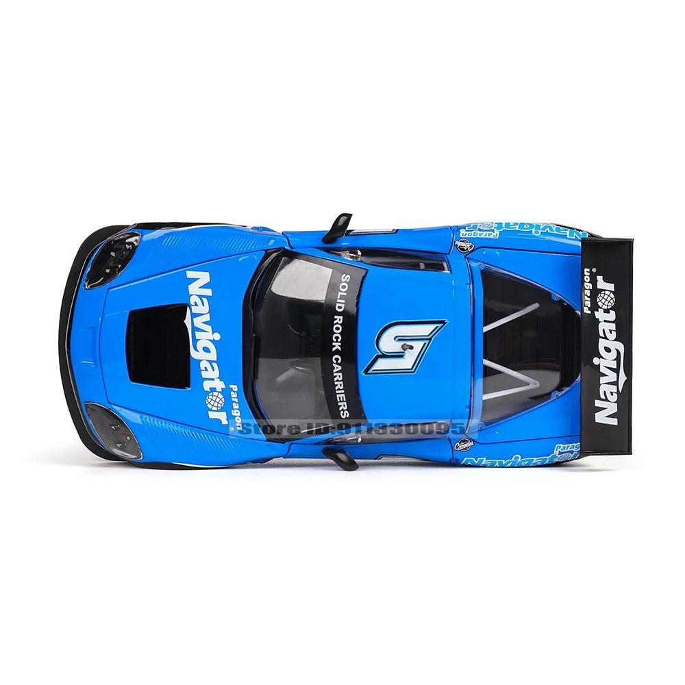 1:24 Chevrolet Corvette C6R Diecast Model Car image 7
