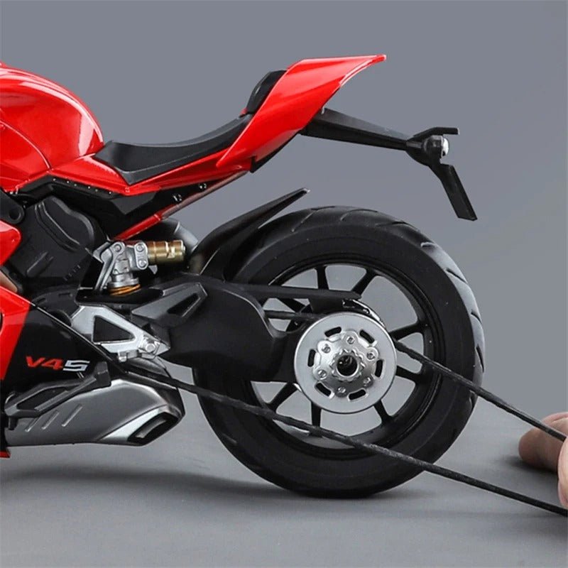 1/9 Ducati Panigale V4S Alloy Diecast Motorcycle Model with Light - FunCarScale