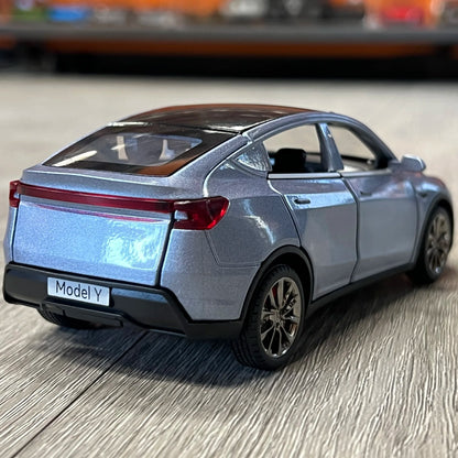 1:32 Model Y SUV: Sound, Light & Pull-Back Edition