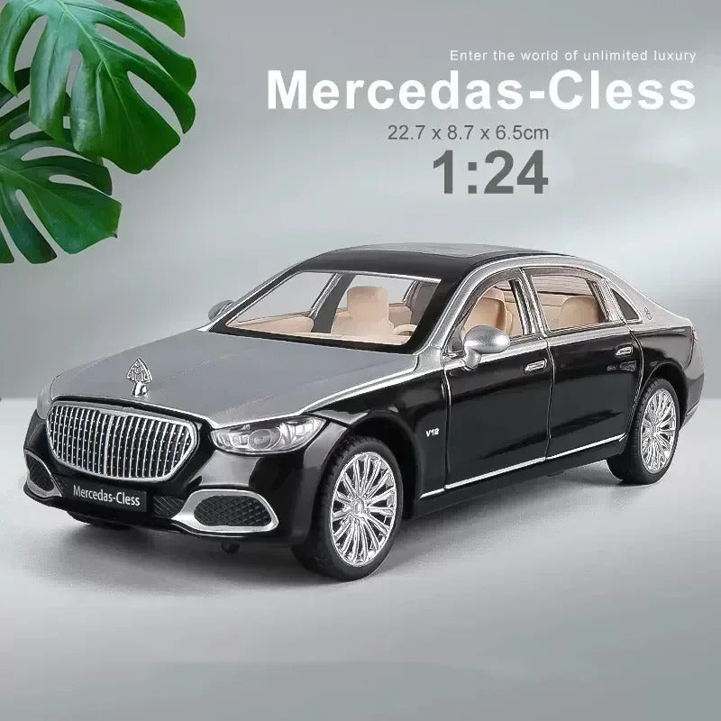 1:24 Mercedes-Maybach S680 Diecast Model - Black / Silver