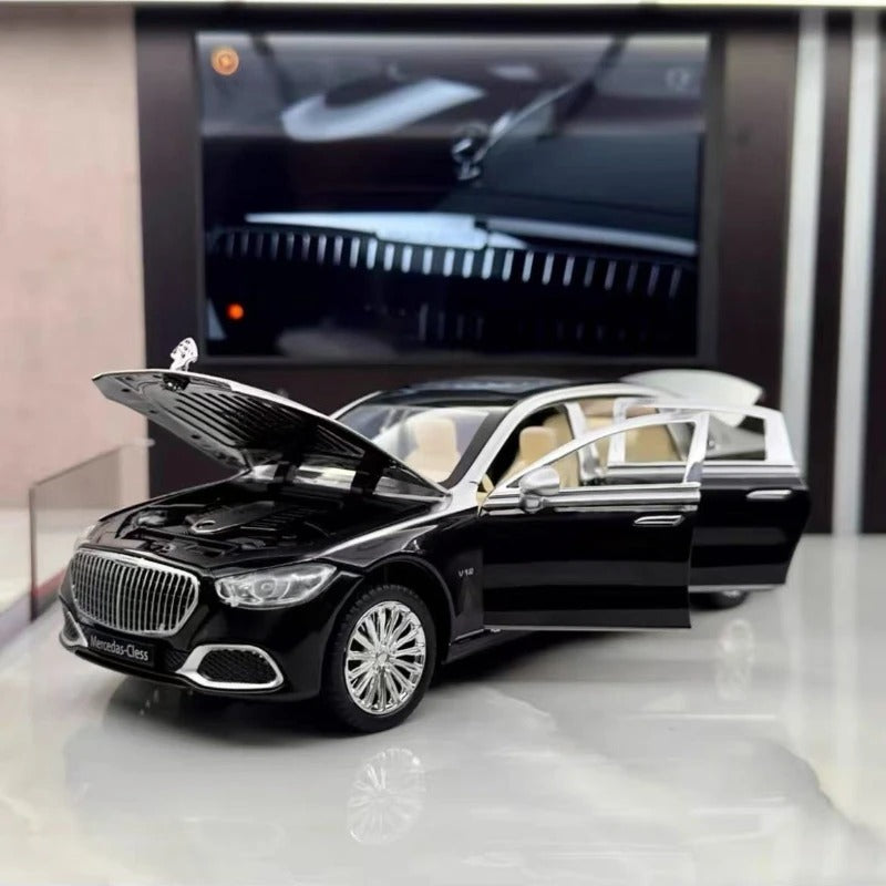 1:24 Mercedes-Maybach S680 Diecast Model - details