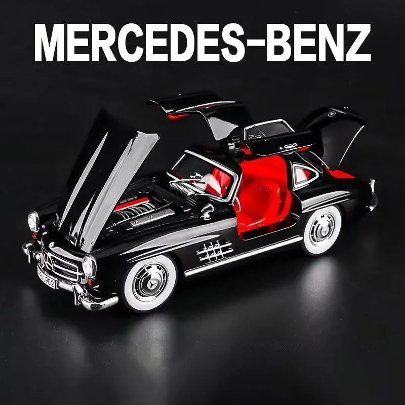 1:24 Mercedes-Benz 300 SL Gullwing Diecast Model - Black