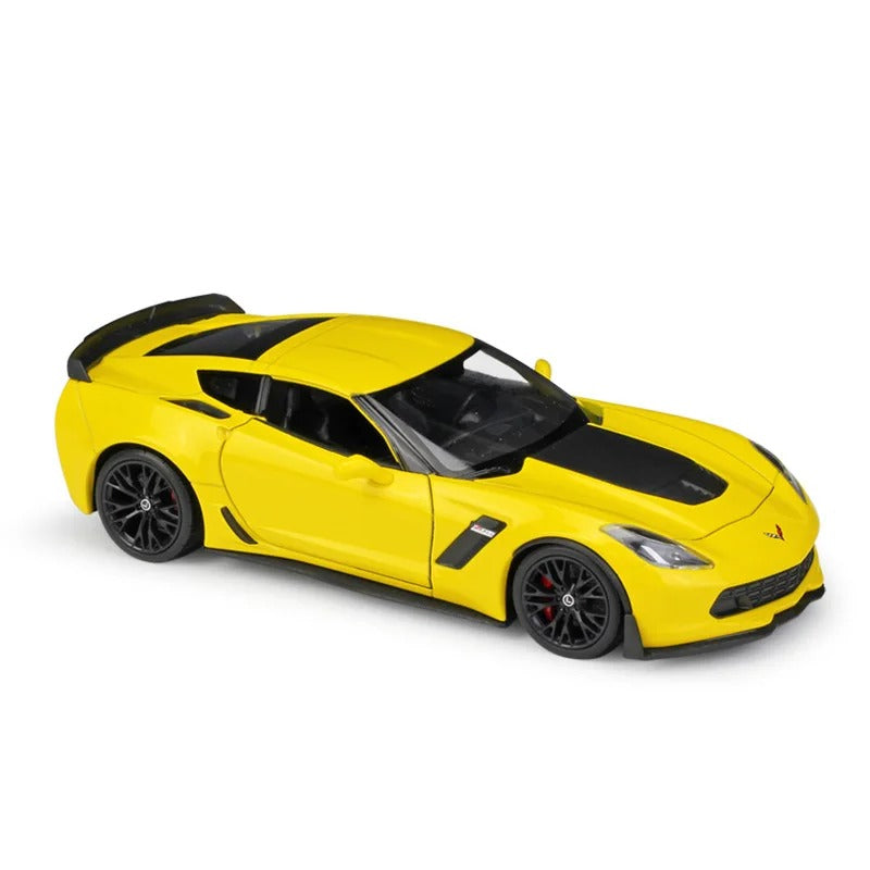 1:24 2017 Chevrolet Corvette Z06 Diecast Model Car — Yellow