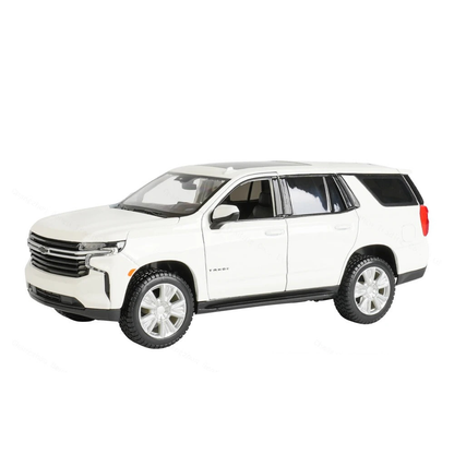 1:26 2021 Chevrolet Tahoe Diecast SUV Model — White