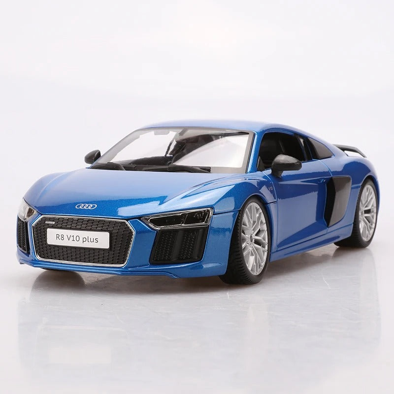 1:18 Audi R8 V10 Plus Diecast Model Car image 11