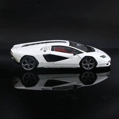 Lamborghini Countach LPI 800-4 1:18 Diecast Model Car – Premium Alloy Collectible with Opening Parts