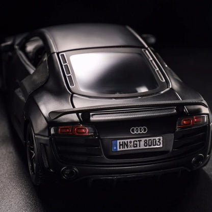 1:18 Audi R8 V10 Plus Diecast Model Car image 4