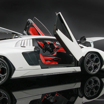 Lamborghini Countach LPI 800-4 1:18 Diecast Model Car – Premium Alloy Collectible with Opening Parts