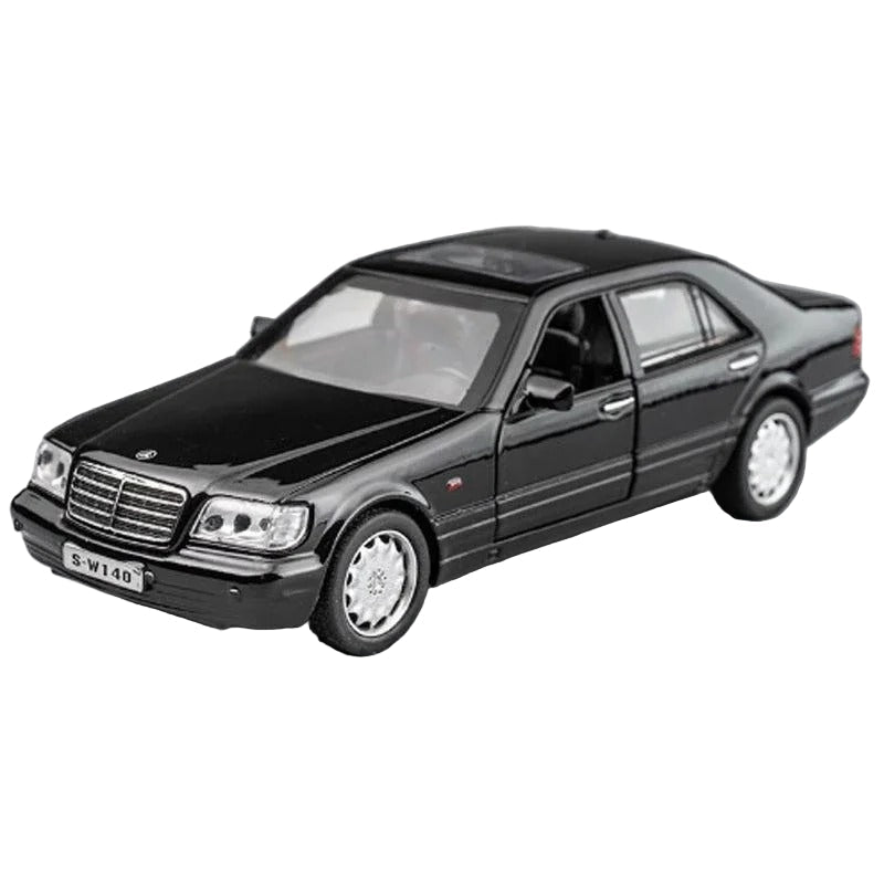 1:32 Mercedes-Benz S-Class W140 Diecast Model Car